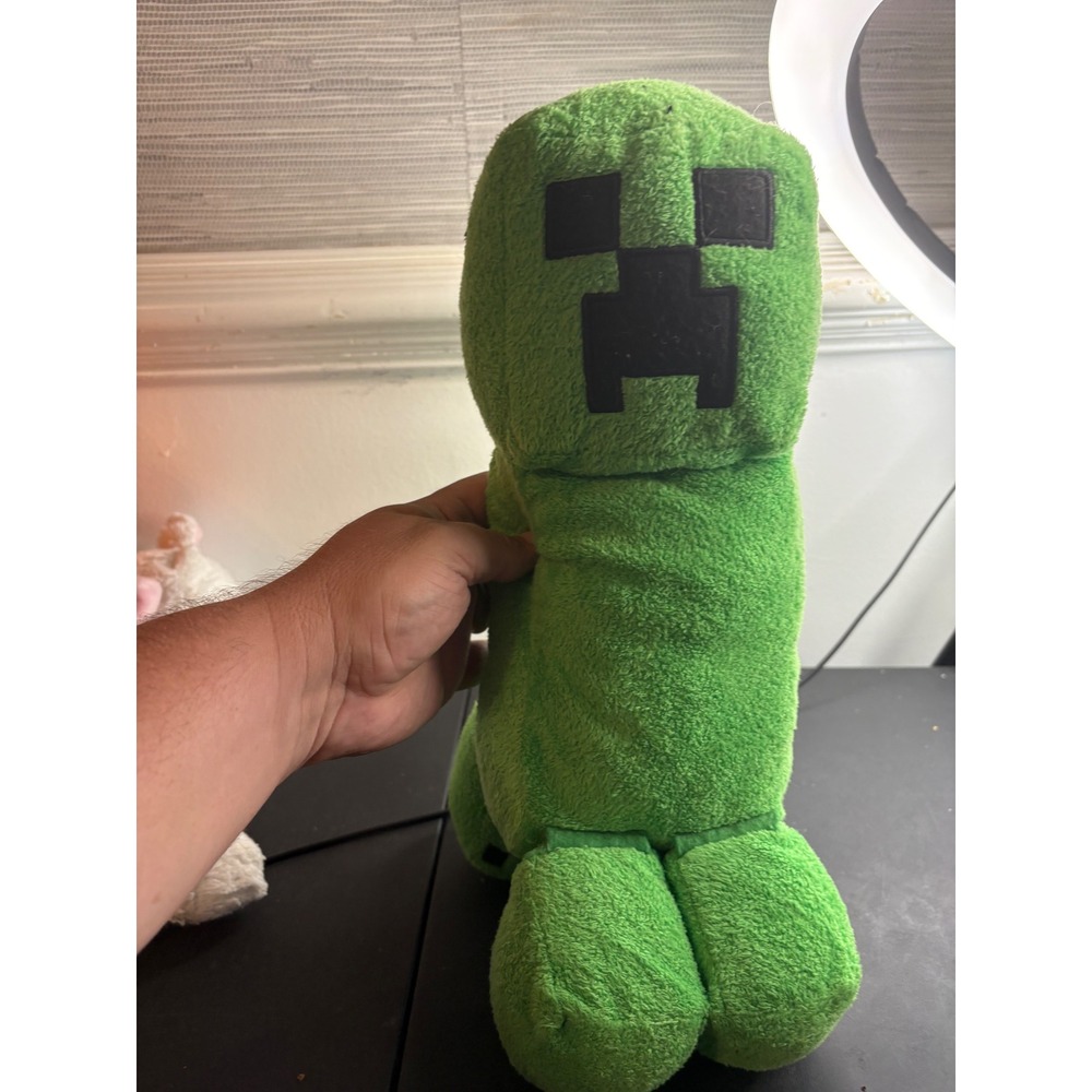 Minecraft Creeper Plush Jinx Spin Master Mojang Green Video Game Stuffed Toy 15"